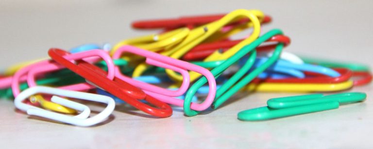 Bunte Büroklammern als bunte Vielfalt für dein Büro und Zuhause.